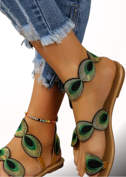 Lucia | Gestickte Eleganz Sandalen