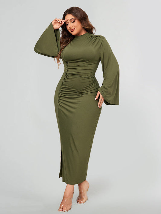 Einfarbiges gerafftes Bodycon-Kleid mit Schlitz