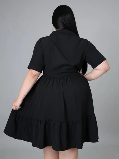 Unifarbene Bluse mit Rüschensaum Kleid