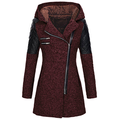 Lisa Jacke mit Kapuzenpulli