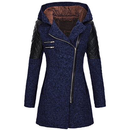 Lisa Jacke mit Kapuzenpulli